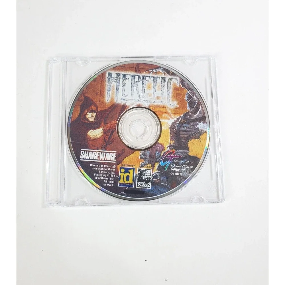 Heretic Shareware CD-ROM PC Game 1994 Interactive GT/ID Disc Only Tested Working